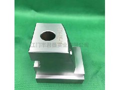 注塑加工成型的注射时间和冷却时间如何控制