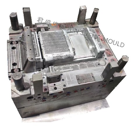 汽车模具